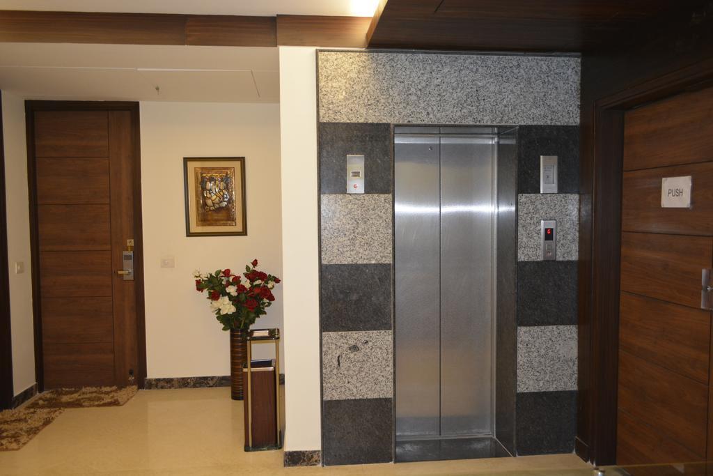 Hotel Mint Casa New Delhi Exterior foto