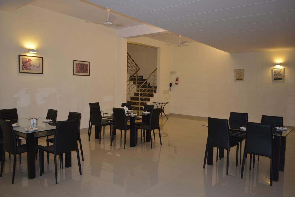 Hotel Mint Casa New Delhi Exterior foto