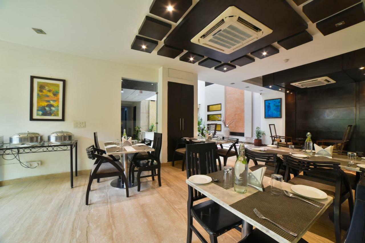 Hotel Mint Casa New Delhi Exterior foto